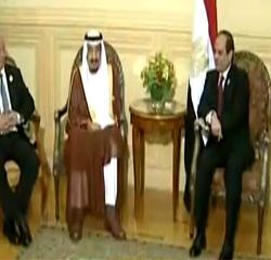 انطلاق أعمال القمة العربية رقم 26 في شرم الشيخ بحضور خادم الحرمين الشريفين