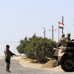 النفط يتراجع بعد قفزة قوية مع عودة التركيز على المحادثات الإيرانية