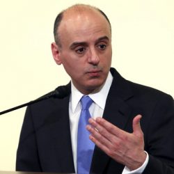 رسميا.. الاتحاد الإفريقي يعلن دعمه لـ”بلاتر” في انتخابات الفيفا