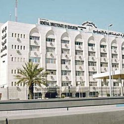 مكاتب الاقتراع السودانية تغلق  أبوابها  في اليوم الأول .. وتوقعات بولاية جديدة للبشير