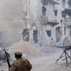 بالفيديو.. أب وابنته في موسوعة جينيس بسبب ” لسانيهما”