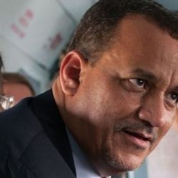 فرق البحث بحرس الحدود تنقذ عشرينيًّا من الغرق بتبوك