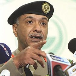 مطعم بيتزا ينقذ رهينة  وأطفالها الثلاثة من السكين