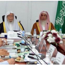أمير منطقة مكة المكرمة يلتقى الرئيس العام لهيئة الأمر بالمعروف ووكيل وزارة المياه والكهرباء
