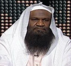 حسن معاذ يكشف حقيقة انتقاله إلى الأهلي !