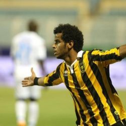 الاتحاد يكشف عن طقم الموسم المقبل (صور)