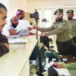 “مدني محايل” ينقذ خمسينية كفيفة احترق منزلها