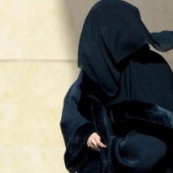 “الكهرباء” تجري تعديلات على نظامها لإيصال التيار للمنازل التي ليس لها صكوك