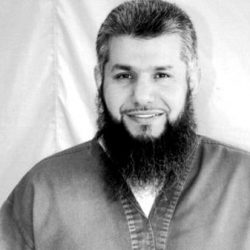 عبدالله عطيف يصل إلى الرياض الخميس المقبل