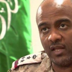 بالفيديو.. السفير قطان تغلبه دموعه على الهواء لدى حديثه عن الفيصل
