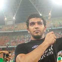 “صلح أهلي” ينهي قضية الإمام الذي أنزله الأمن من المنبر بالقوة