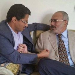 بالصور.. الأمير بندر بن عبدالعزيز يتقدم المصلين على جنازة الشيخ مهنا أبا الخيل