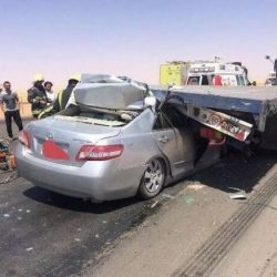 مكة .. دهم حفلة ماجنة وضبط ١٠ فتيات وشباب في وضع مُخل