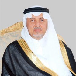 مصادر: “التعليم” توقف المنح الدراسية عن الطلاب الموظفين