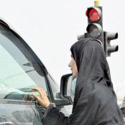 أمير عسير يوجه بالتحقيق في مقطع رقص فتاة بمهرجان بلقرن للتسوق