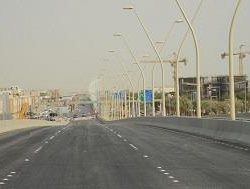 مصرع طفلة غرقاً ونجاة أقاربها بشاطئ الشقيق