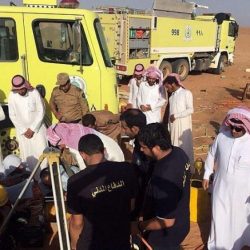 بالفيديو.. طالب بأبها يبدأ عامه الدراسي بالزي العسكري تضامناً مع والده وزملائه المرابطين