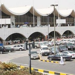 «هيئة الرياض» تضبط موصِّل طلبات عربيّاً مع فتاة جامعية داخل مطعم