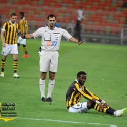 اصابة 3 اشخاص في حادث مروري