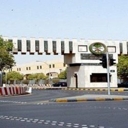 بالصور.. البنزين الأسود يُغلق محطتين شهيرتين بالقنفذة
