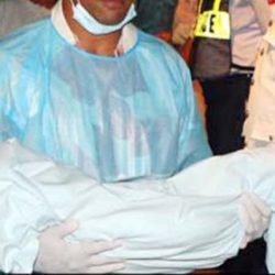 بالصور.. ضبط مطعم مخالف يضم مأوى للفئران في «الخميس»