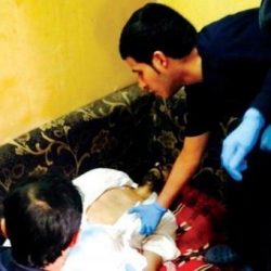 الظهران: التحقيق مع شخصين ضربا مواطناً بكيبل كهربائي