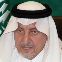 فيديو مؤلم لراقِ شرعي يخرج الدم من رأس مريض بحجة علاجه من العين والحسد