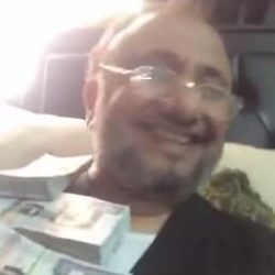 خادم الحرمين يأمر باستضافة ألف فلسطيني من ذوي الشهداء لأداء مناسك الحج