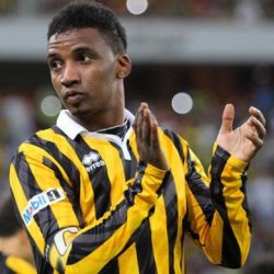 هزازي ينضم إلى نور.. لاعب سيدني.. ومدافع كوينز بارك