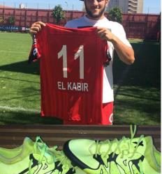 جروس يريح لاعبي الأهلي والمطيري يجري جراحة مساء اليوم الأثنين