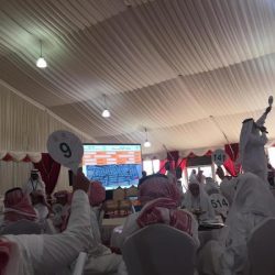 بالفيديو والصور.. الغبار يجتاح جدة وإيقاف الملاحة الجوية بمطار الملك عبدالعزيز