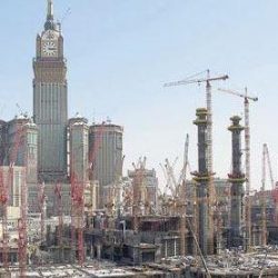 “تعليم المخواة” تحقق مع معلمات لتصويرهن تجاوزات مقاول في مبنى تعليمي