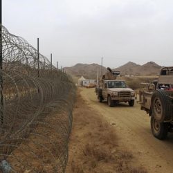 إصابة مقيم بسقوط قذائف على ظهران الجنوب