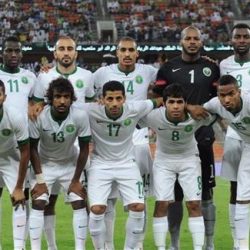 الفلسطينيون يتمسكون بمواجهة المنتخب السعودي على أرضهم