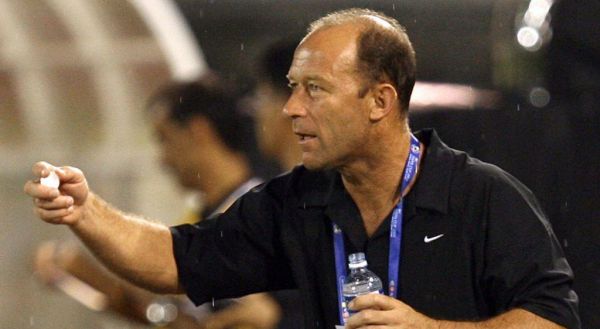 دونيس: بديل ديجاو جاهز.. وهذا اللاعب يستحق الايقاف شهرين