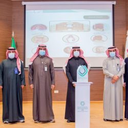 إيقاف تعديات على أراض حكومية بمحافظة محايل