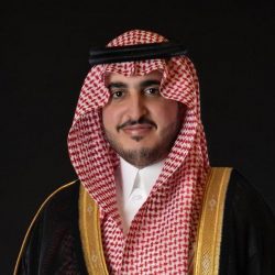 آل الشيخ يواسي أسرة الراحل مؤذن جامع العبدالقادر بالرياض المتوفى بكورونا