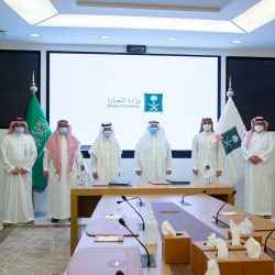 بلدية الجبيل تنذر أكثر من 250 معدة وشاحنة لمخالفتها إشغال الطرق