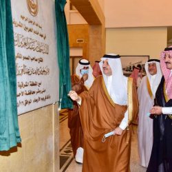 الإماراتي محمد البلوشي يطوف الإمارات السبع احتفالاً بالعيد الوطني الخمسين