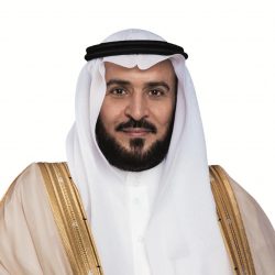 آل عاطف يتقدم المصلين لصلاة الإستسقاء بمحافظة طريب