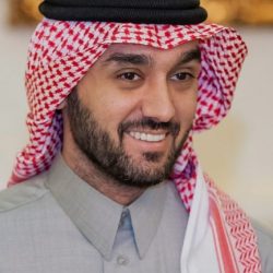 الحقيل يلتقي وزيرة المدن والتخطيط بجمهورية جيبوتي لبحث فرص التعاون بين البلدين