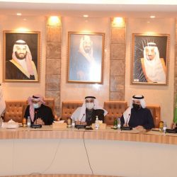أمير الشرقية يُدشن الصالة التنفيذية الجديدة بمطار حفر الباطن