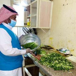 رئيس بلدية القطيف يتفقد التنموية التي تنفذها البلدية في المحافظة