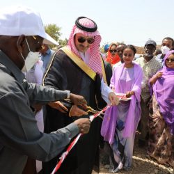 وزير البيئة يوقع مذكرة تفاهم مع سلطنة عُمان في مجال الأمن الغذائي والمائي