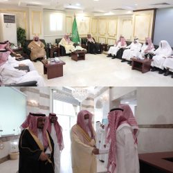 الأمر بالمعروف تعرض محتوى أشهُرٌ معلومات بالمجمعات التجارية بالخرج  