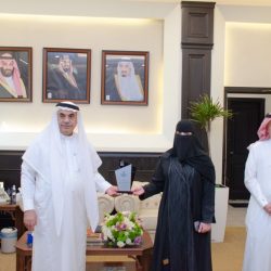 التحقيق مع شخص انتحل صفة ممارس صحي دون ترخيص من الجهات المختصة