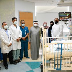 فريق طبي بمدينة الملك سعود  ينقذ طفل ابتلع جرم من المكسرات