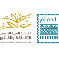 محافظ محايل يؤدي الصلاة على شهيد الواجب آل دهمان وينقل تعازي القيادة لذويه