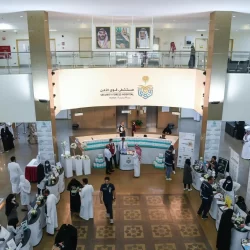 أول حالة إسعافية تُنقل من مهبط برج الساعة عبر الإسعاف الجوي لحاج أفريقي خلال موسم حج ١٤٤٥هـ