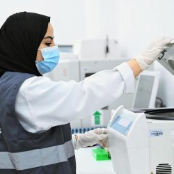 رئيس الوزراء بالجمهورية اللبنانية يصل جدة